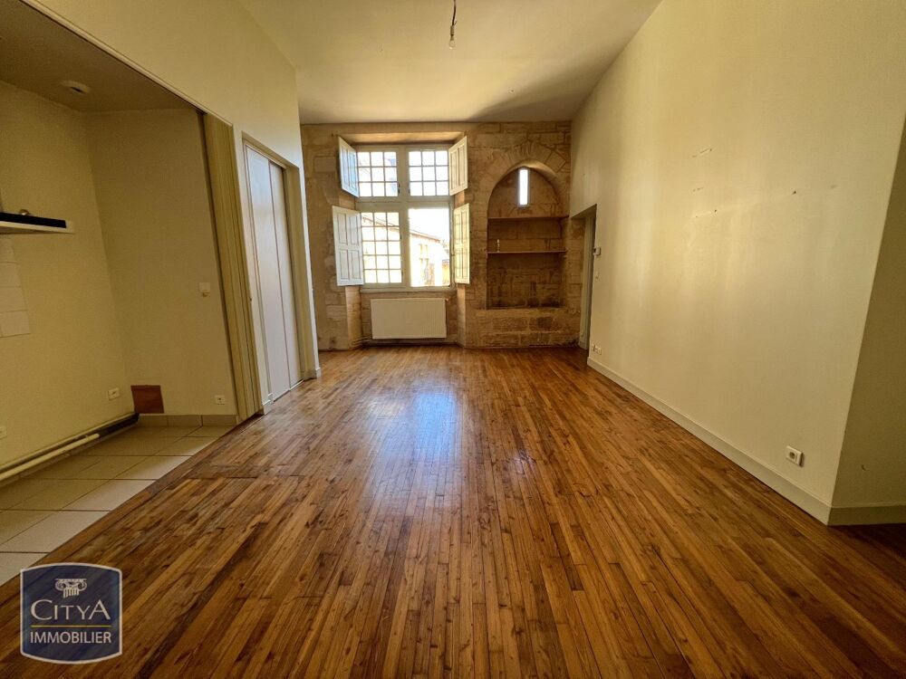 location Appartement - 3 pièce(s) - 54 m² Sarlat-la-Canéda (24200)