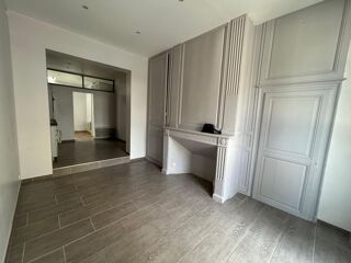  Appartement à louer 2 pièces 33 m²