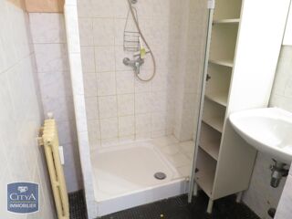  Appartement à louer 1 pièce 33 m²