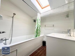 location Appartement - 1 pièce(s) - 38 m² Nîmes (30000)