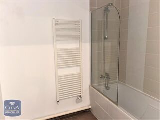  Appartement à louer 4 pièces 75 m²