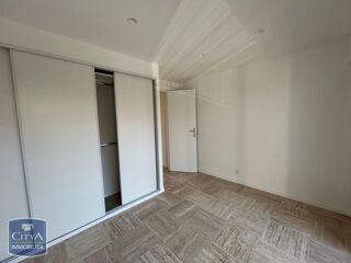  Appartement à louer 2 pièces 37 m²