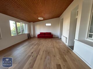  Appartement à louer 4 pièces 120 m²