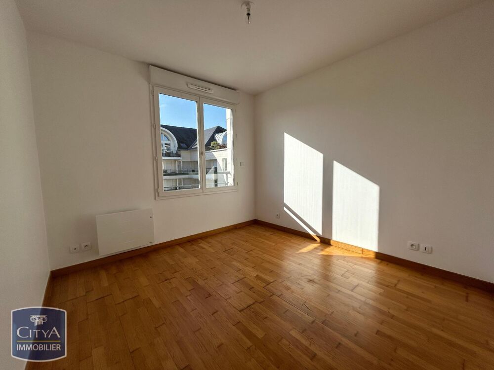 location Appartement - 3 pièce(s) - 85 m² Saint-Cyr-sur-Loire (37540)