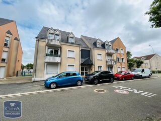  Parking / Garage à louer 