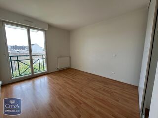  Appartement à louer 3 pièces 78 m²