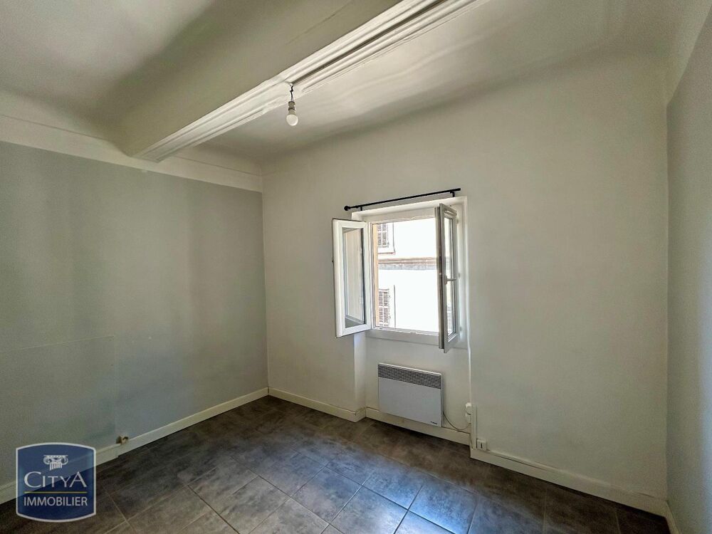 À LOUER : Découvrez ce charmant appartement T1 situé au ....