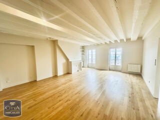 Appartement à louer 3 pièces 92 m²