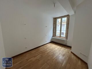  Appartement à louer 3 pièces 71 m²