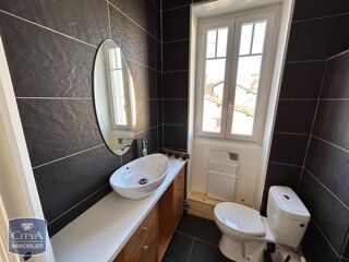  Appartement à louer 3 pièces 70 m²