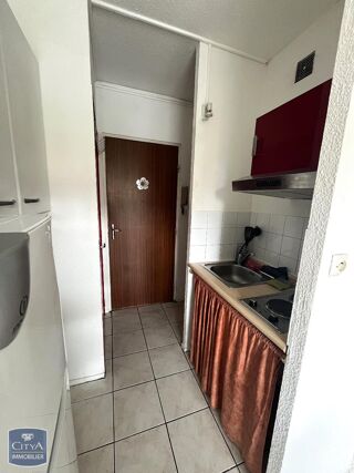  Appartement à louer 1 pièce 17 m²