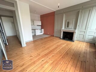  Appartement à louer 4 pièces 78 m²