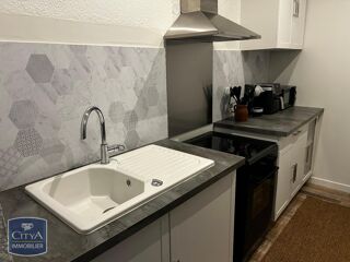  Appartement à louer 2 pièces 32 m²