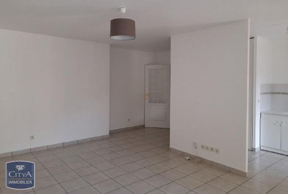 À LOUER : Appartement rénové T3 à CLUSES, 74300 Appartem....