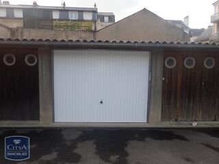  Parking / Garage � louer 