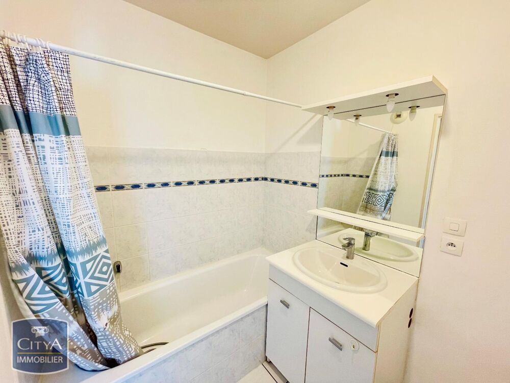 location Appartement - 3 pièce(s) - 63 m² La Riche (37520)