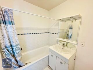  Appartement à louer 3 pièces 63 m²
