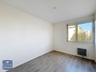  Appartement � louer 4 pi�ces 93 m�