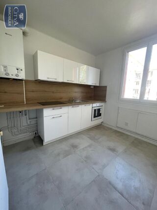  Appartement à louer 2 pièces 49 m²
