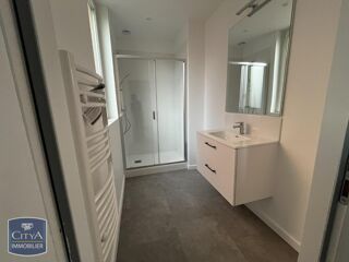  Appartement à louer 2 pièces 50 m²