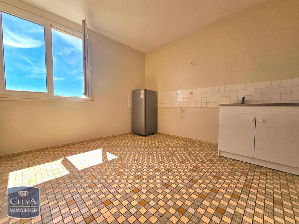 location Appartement - 4 pièce(s) - 80 m² Levroux (36110)