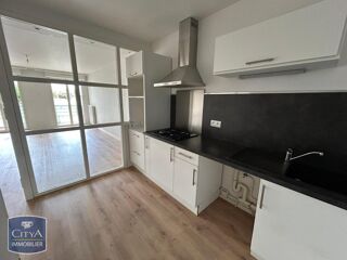  Appartement à louer 3 pièces 70 m²