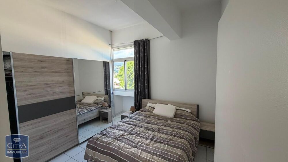 location Appartement - 2 pièce(s) - 42 m² Saint-Pierre (97410)