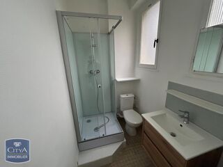  Appartement à louer 1 pièce 28 m²