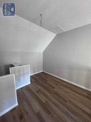  Appartement à louer 2 pièces 27 m²