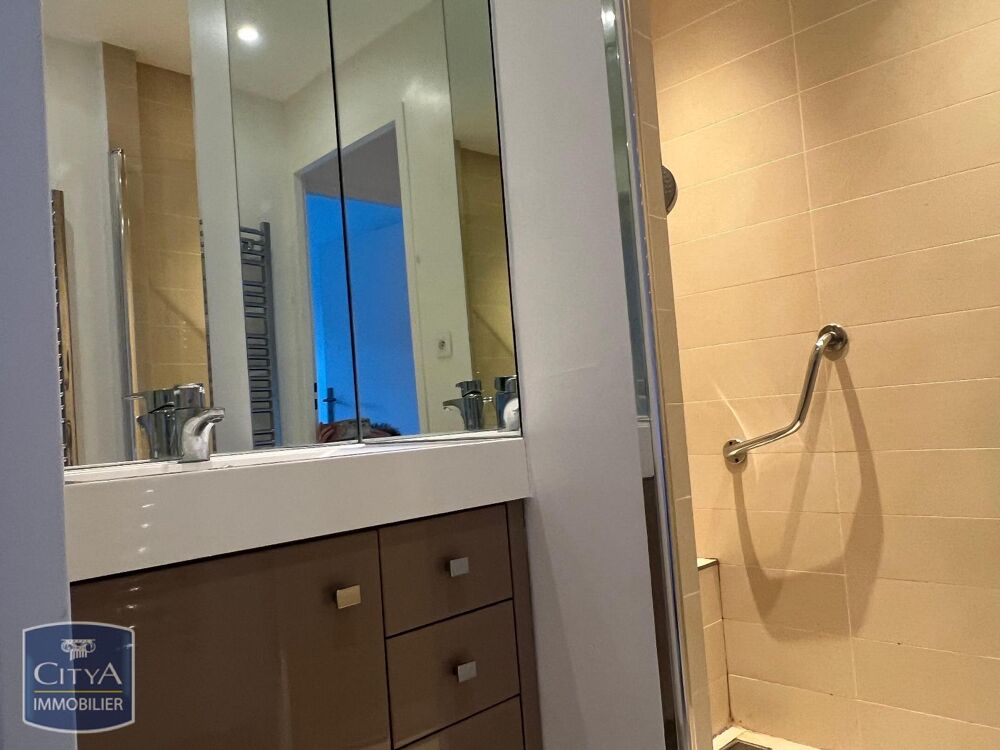 À LOUER : Découvrez ce charmant appartement T2 situé à D....