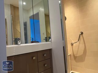  Appartement à louer 2 pièces 39 m²