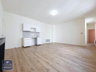  Appartement à louer 2 pièces 51 m²