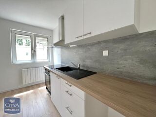  Appartement à louer 3 pièces 56 m²
