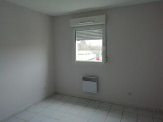  Appartement à louer 3 pièces 65 m²