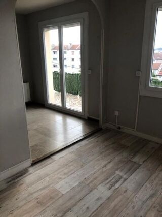  Appartement � louer 4 pi�ces 75 m�