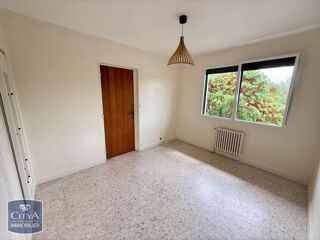  Maison à louer 6 pièces 153 m²