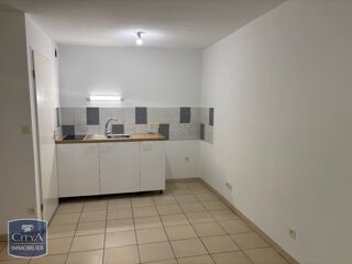  Appartement à louer 3 pièces 50 m²