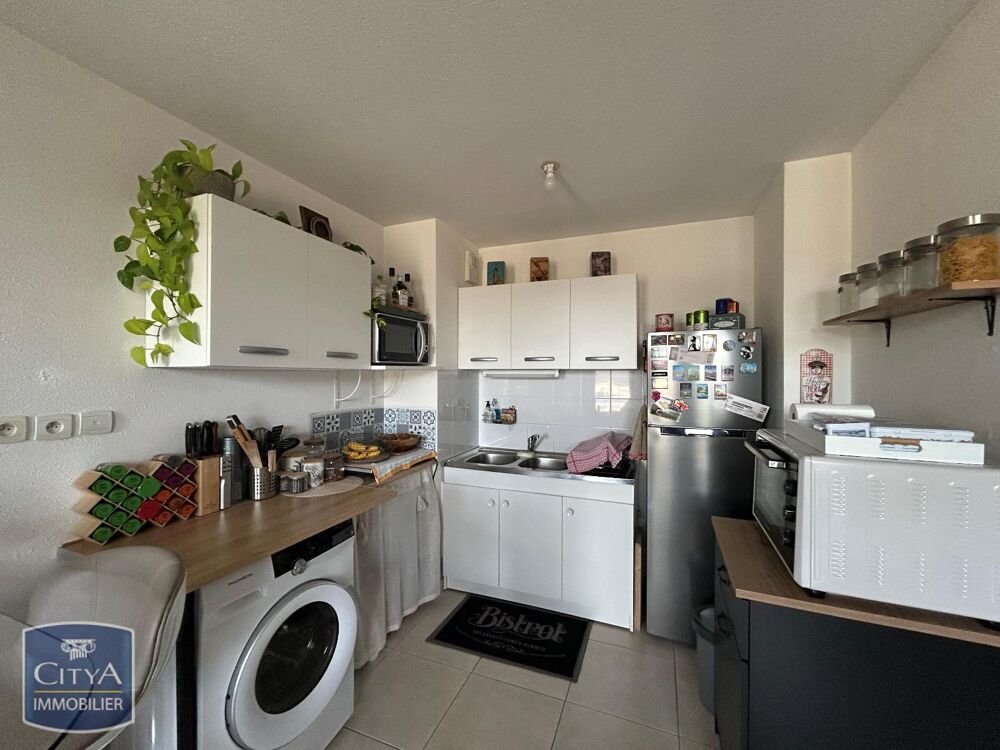 Administratif - À LOUER : Découvrez cet appartement T2 i....