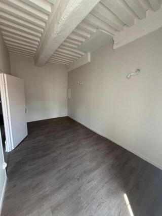  Appartement à louer 2 pièces 50 m²