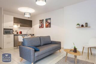  Appartement à louer 2 pièces 43 m²