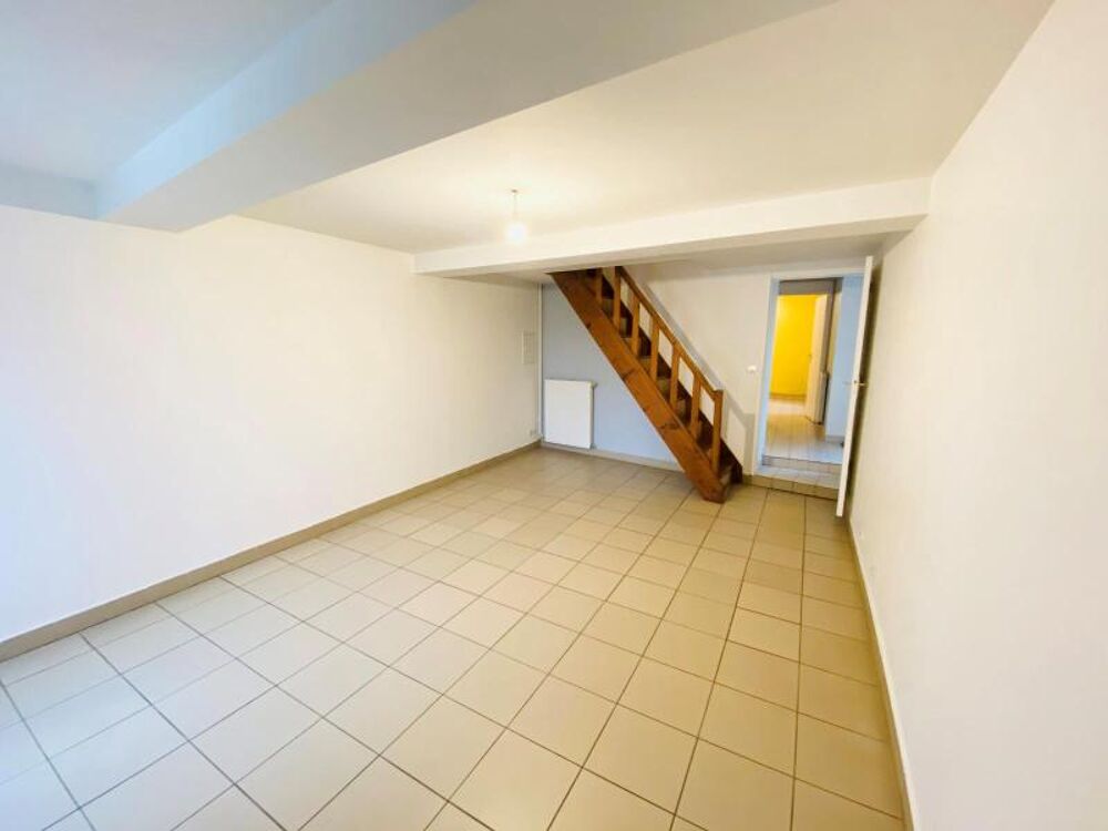 location Appartement - 3 pièce(s) - 88 m² Saint-Symphorien-d'Ancelles (71570)