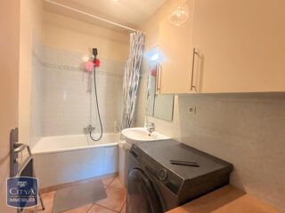  Appartement � louer 3 pi�ces 79 m�