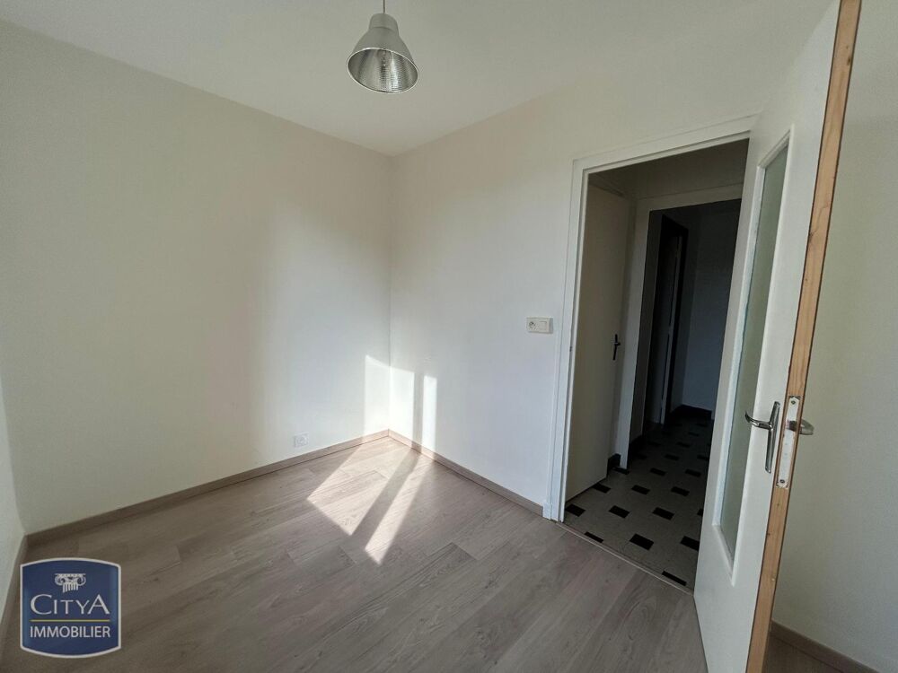 À LOUER : Appartement T1 situé à Saint-Chamond,. Ce bien....