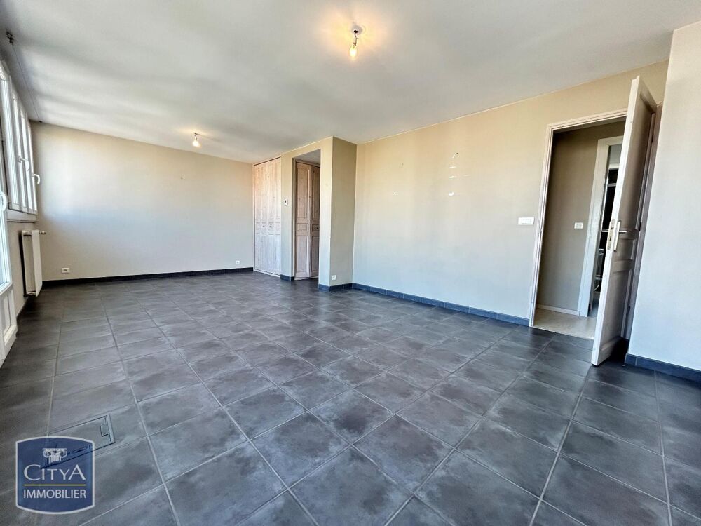 À LOUER : Appartement T3 situé à Grenoble, dans le quart....
