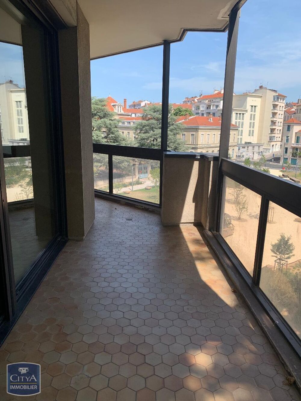 location Appartement - 4 pièce(s) - 132 m² Lyon 4