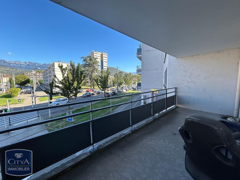 location Appartement - 3 pièce(s) - 62 m² Saint-Martin-d'Hères (38400)