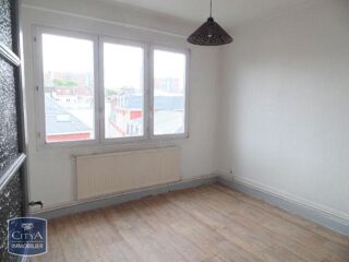  Appartement à louer 3 pièces 65 m²