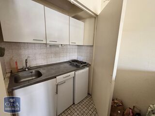  Appartement à louer 1 pièce 28 m²