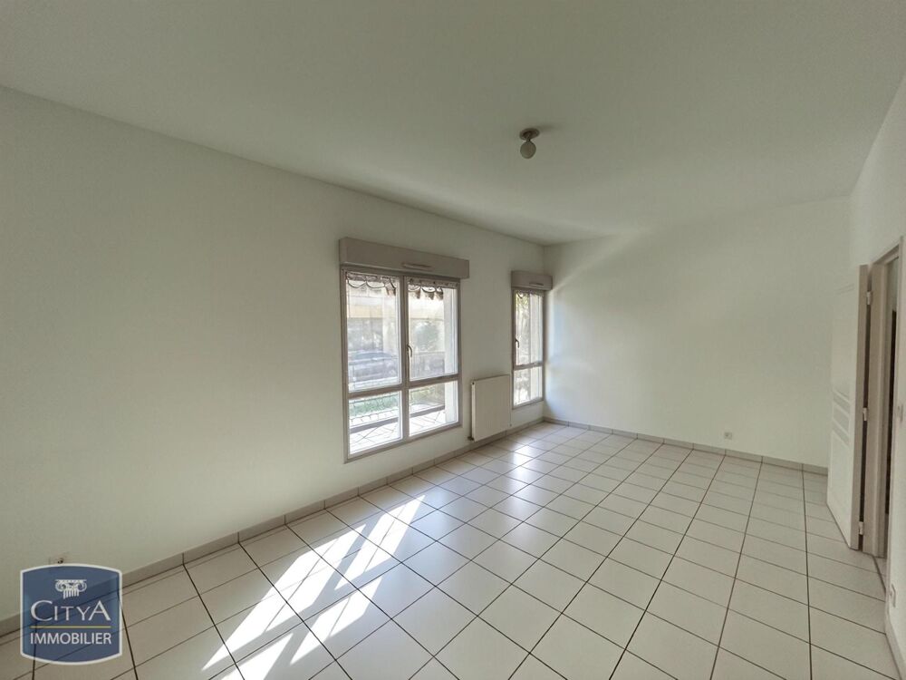 location Appartement - 1 pièce(s) - 40 m² La Riche (37520)