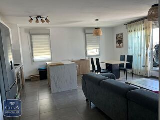 Appartement à louer 4 pièces 93 m²
